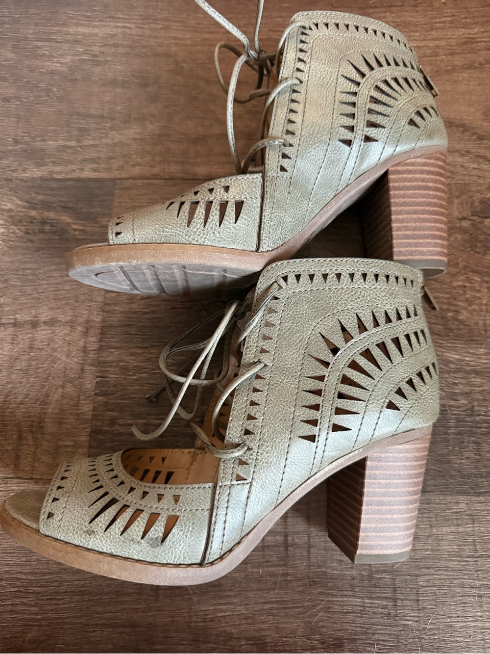 Lace-Up Cutout Block Heel Sandals - sage green
